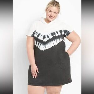 Lane Bryant Livi Activewear Dress Hooded Tie-Dye Cap Sleeve Dress - Size 38/40